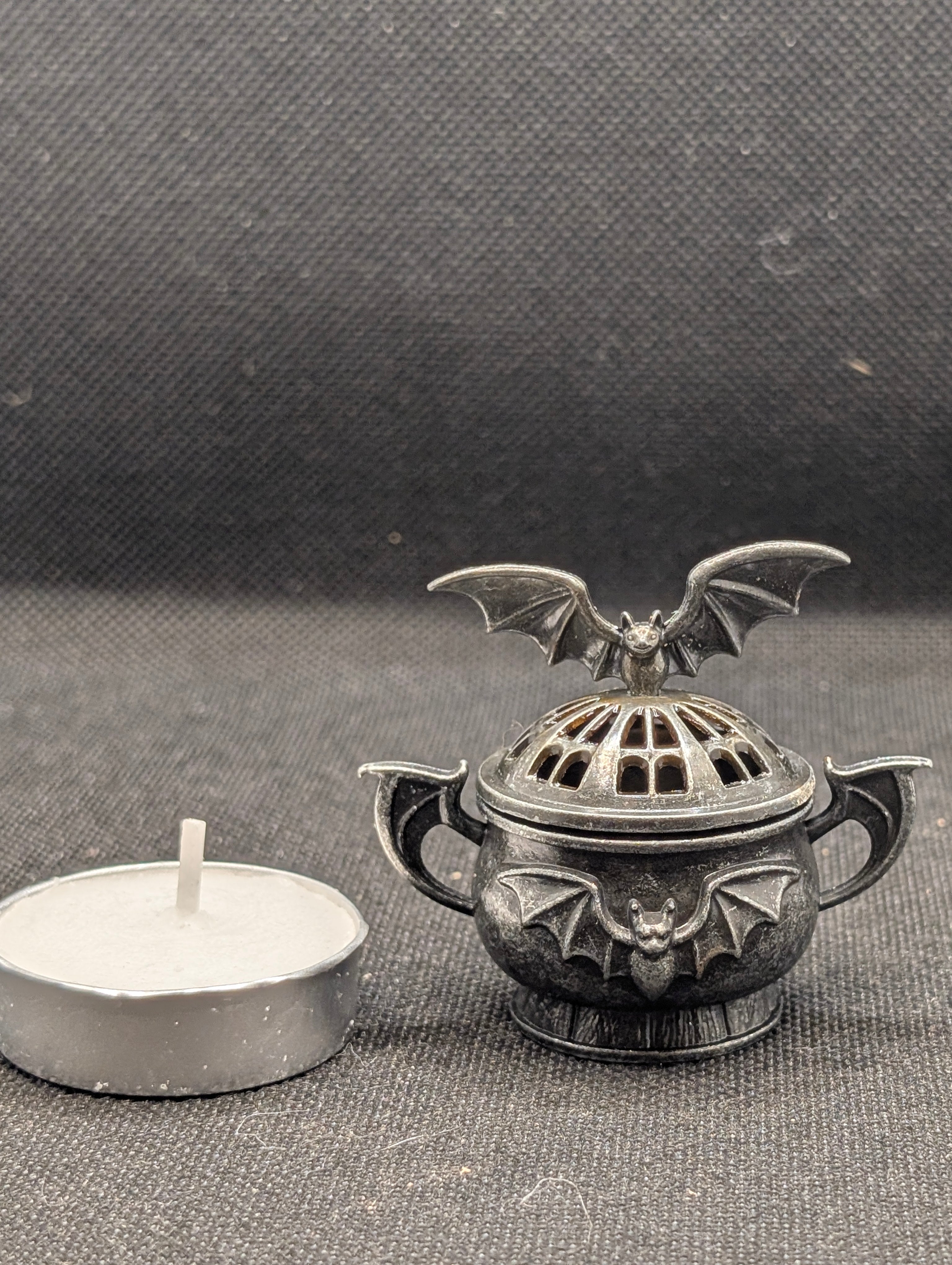 Bat trinket box